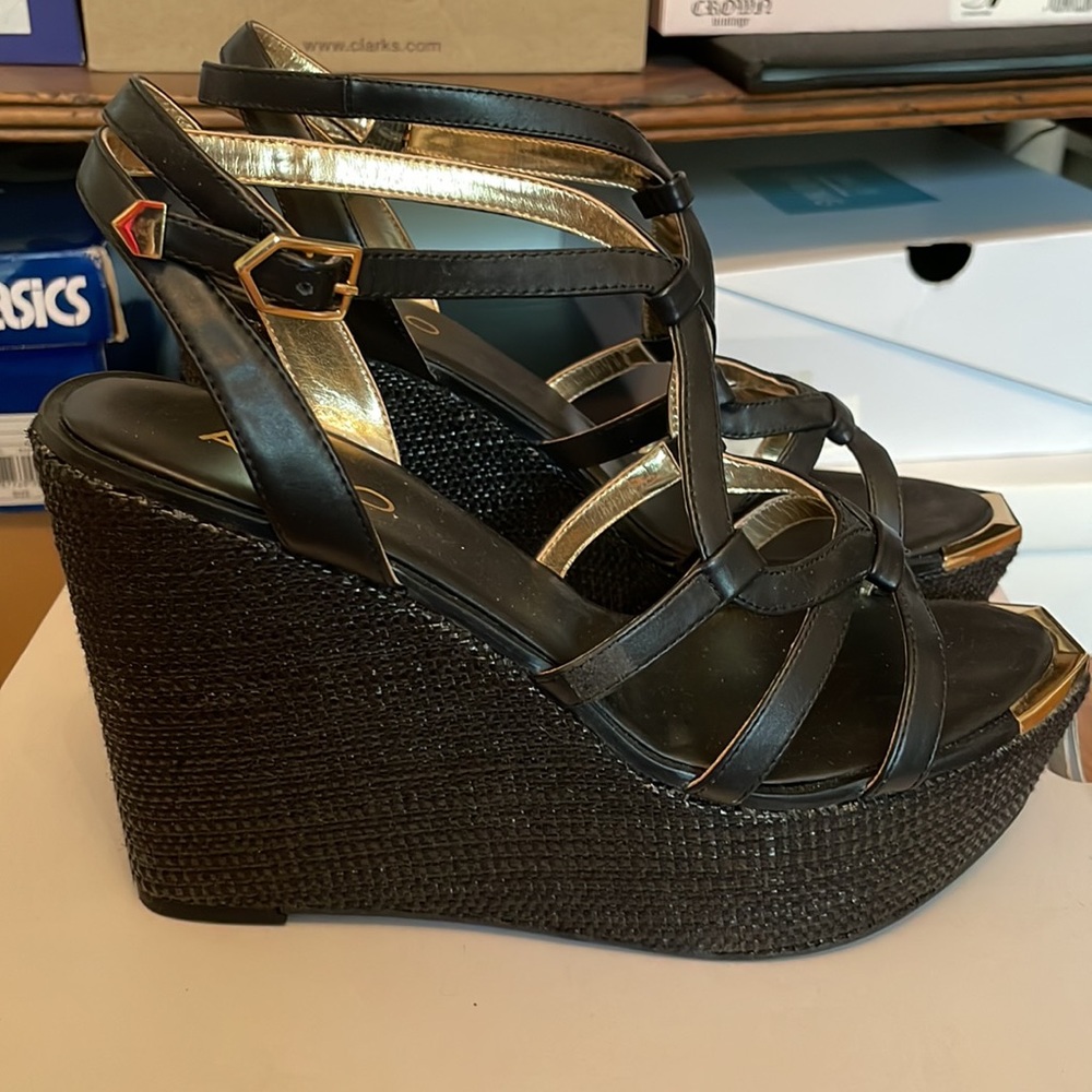 Aldo Black Wedge RHONA Slingback Sandals with Gold Toe Accent